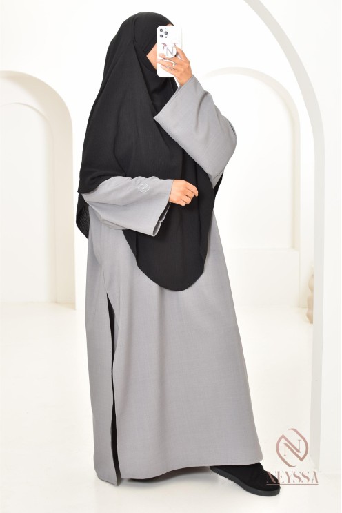 Tunique mastoura pour femme musulmane, parfaite pour tous les jours.