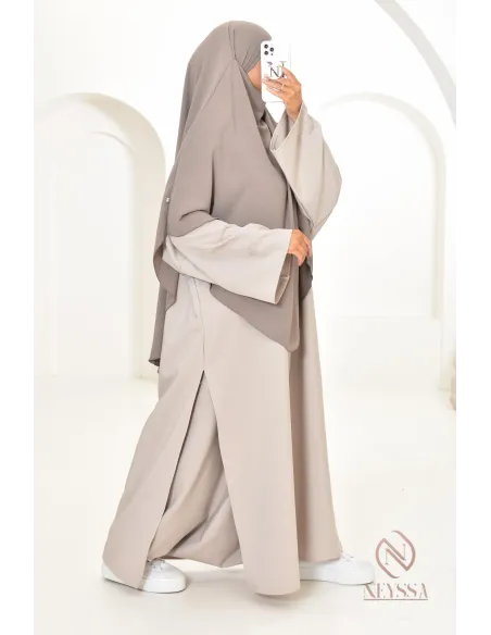 Tunique mastoura pour femme musulmane, parfaite pour tous les jours.