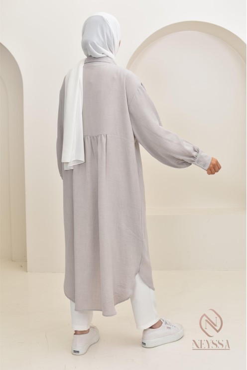 Jazz-effect long shirt, ideal for the approaching summer season