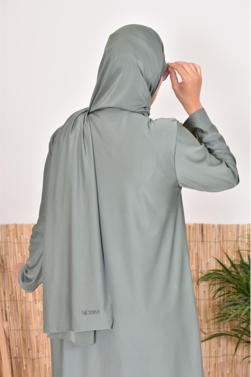 Hijab de bain à nouer kaki pour compléter son burkini, résistant et opaque