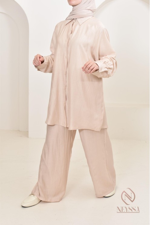 ensemble chemise longue avec pantalon, must have pour la femme voilée 